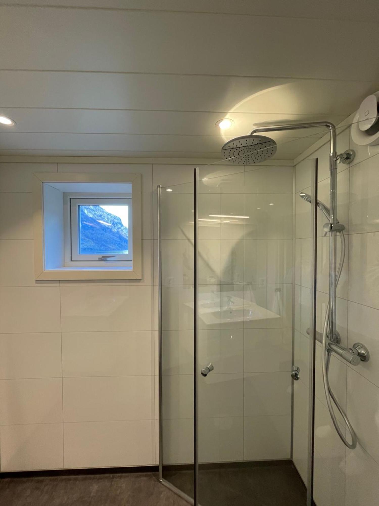 Aurland Feriehus エクステリア 写真