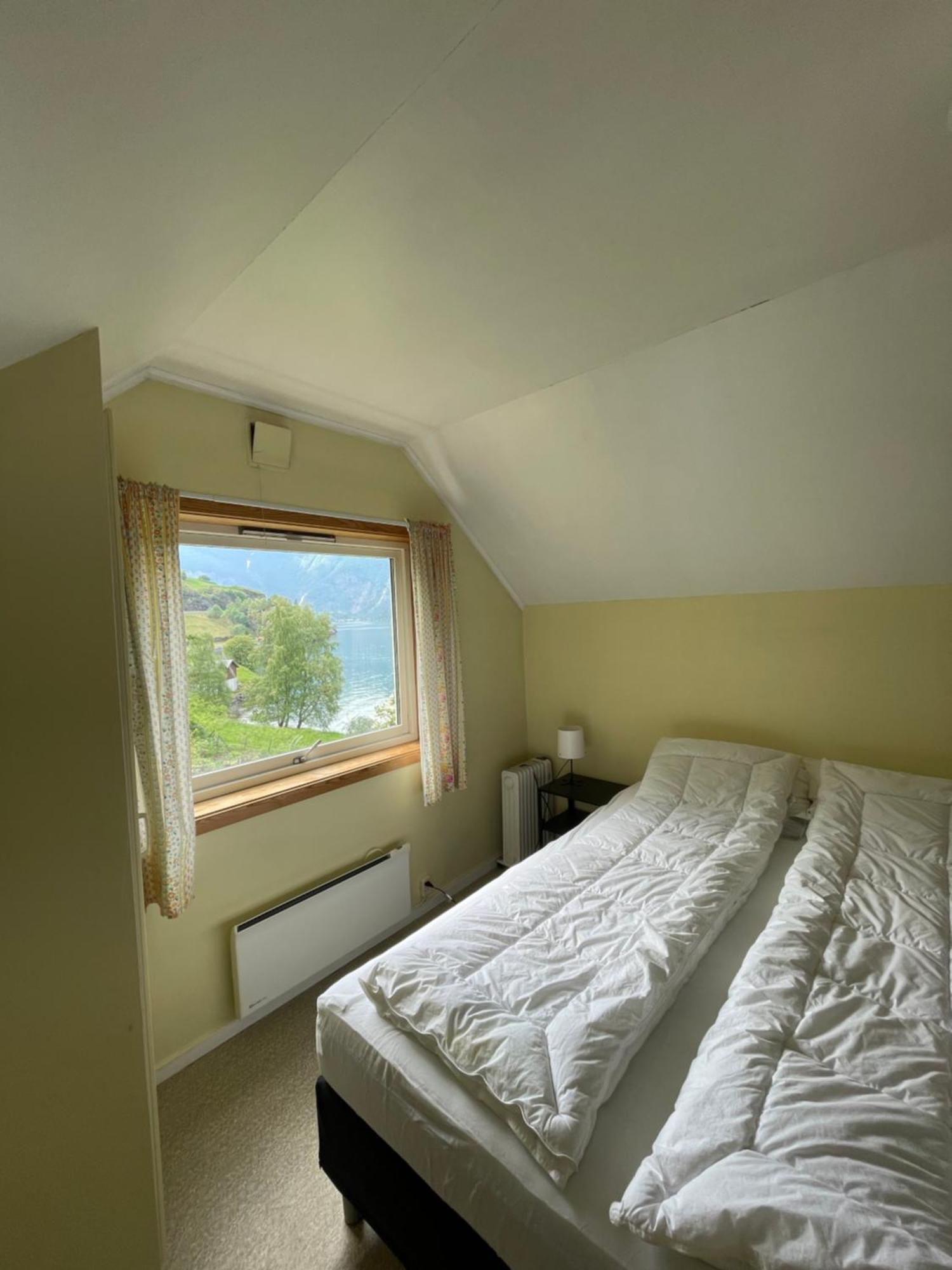 Aurland Feriehus エクステリア 写真